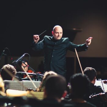 director de orquesta