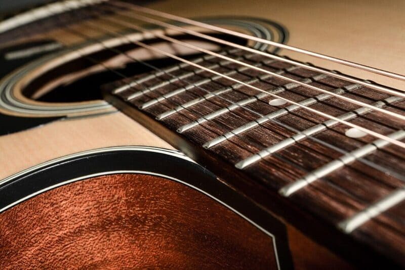 Guía de compra de cuerdas de guitarra acústica