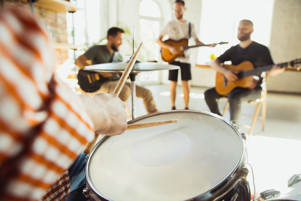 escuela de música para adultos y niños