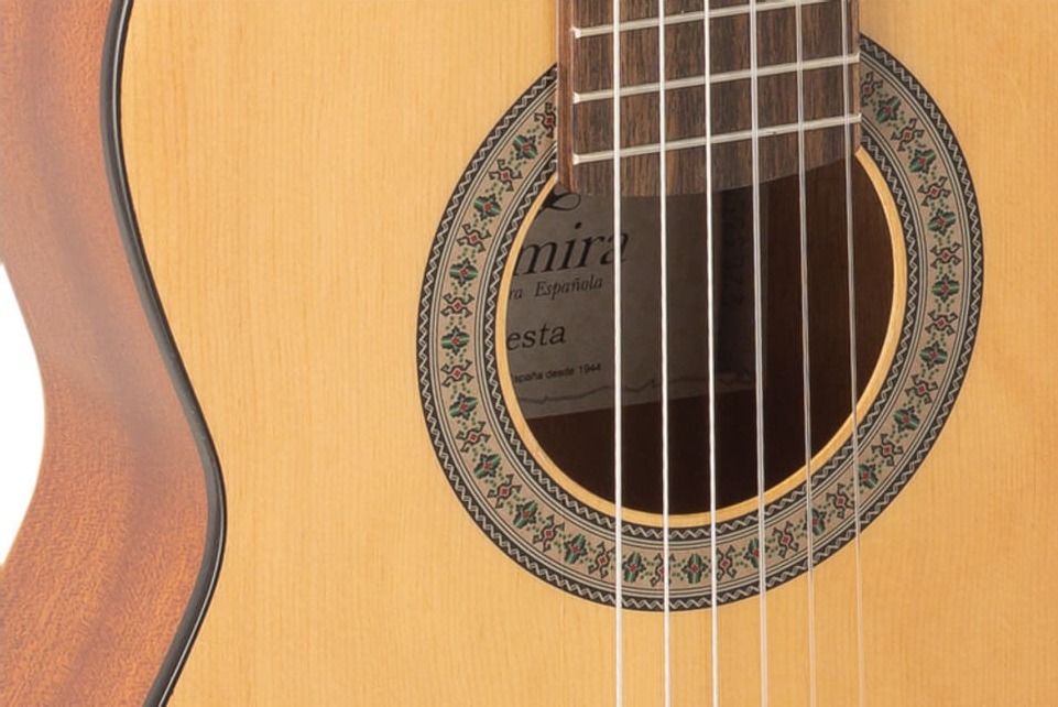 Guitarra Clásica Admira Fiesta