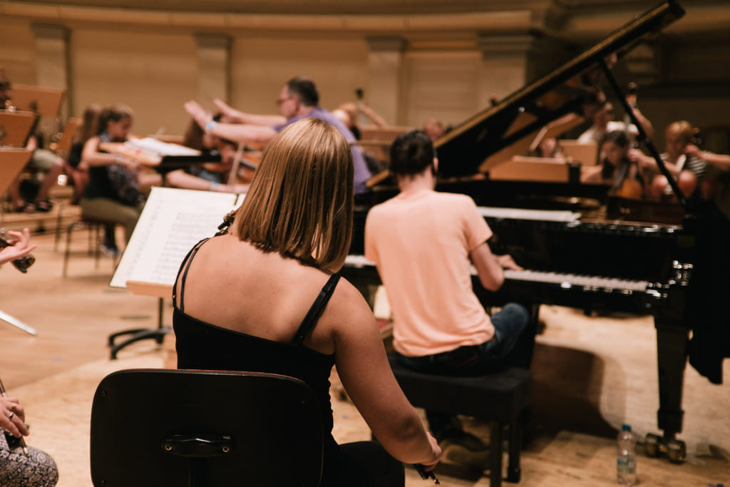 orquesta ensayando pánico escénico