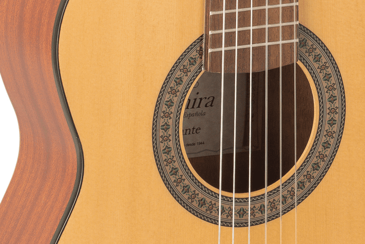 Guitarra clásica Admira Infante